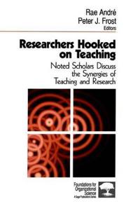 Bokomslag för "Researchers Hooked on Teaching"