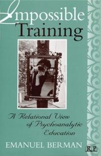 Kirjan kansi "Impossible Training"