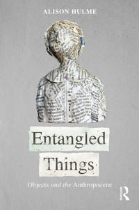 Kirjan kansi "Entangled Things"