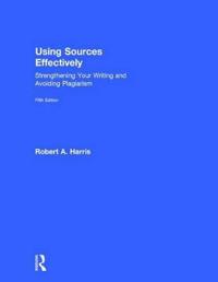 Kirjan kansi "Using Sources Effectively"
