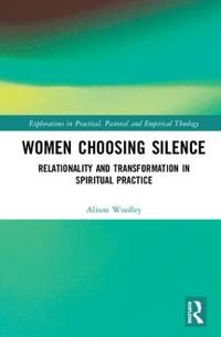 Kirjan kansi "Women Choosing Silence"