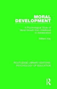 Kirjan kansi "Moral Development"