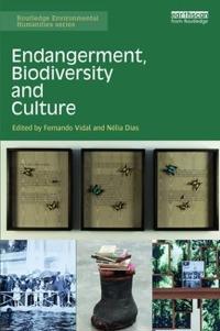 Kirjan kansi "Endangerment, Biodiversity and Culture"