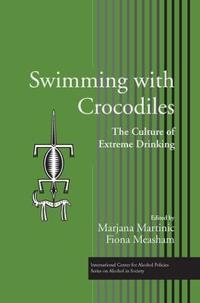 Bokomslag för "Swimming with Crocodiles"