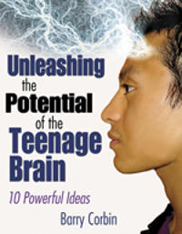 Kirjan kansi "Unleashing the Potential of the Teenage Brain"