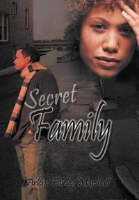 Bokomslag för "Secret Family"