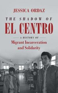Kirjan kansi "The Shadow of El Centro"