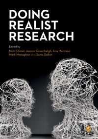 Bokomslag för "Doing Realist Research"