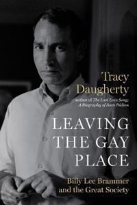 Kirjan kansi "Leaving the Gay Place"
