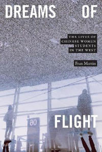 Kirjan kansi "Dreams of Flight"