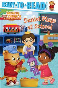 Bokomslag for "Daniel Plays at School: Ready-To-Read Pre-Level 1"