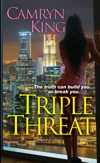 Kirjan kansi "Triple Threat"
