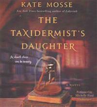 Kirjan kansi "The Taxidermist's Daughter"