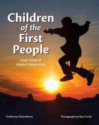 Kirjan kansi "Children of the First People"