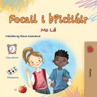 Bokomslag för "Words in Pictures - My Day (Irish Children's Book)"