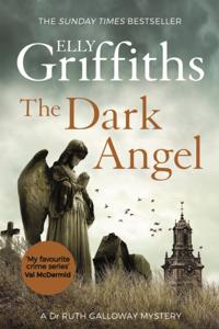 Kirjan kansi The Dr Ruth Galloway Mysteries