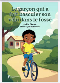 Le garçon qui a fait basculer son vélo dans le fossé