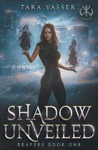 Bokomslag för "Shadow Unveiled"