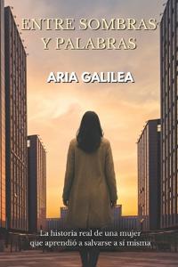 Entre sombras y palabras