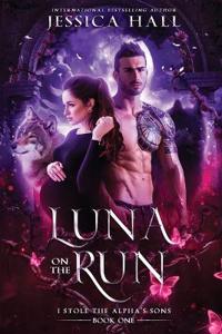 Luna On The Run