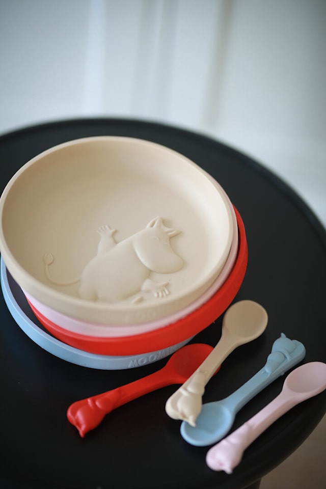 Produktbild 2 för Mumin Silikon Sked Lingonberry Red Rätt Start