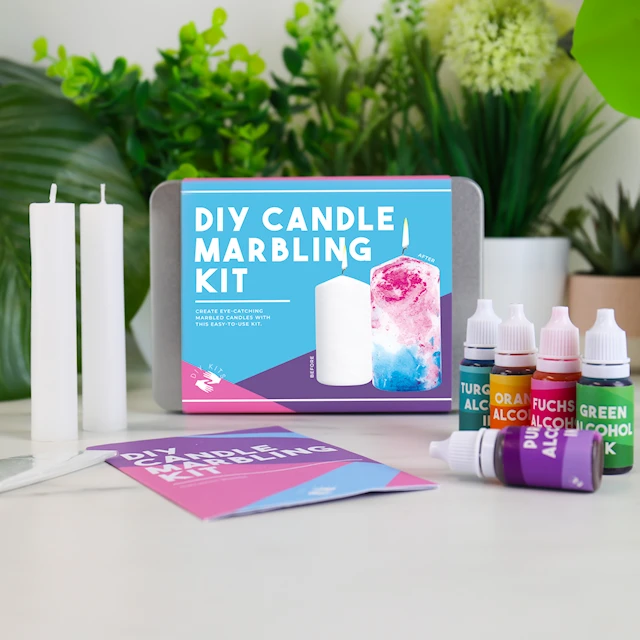 Tee-se-itse Kynttilämarmorointi Kit Gift Republic