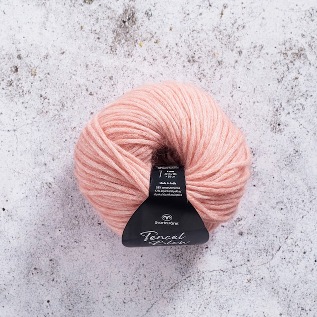 Tencel Blow alpakka-miks garn 50g Rose Quartz 041 Svarta Fåret
