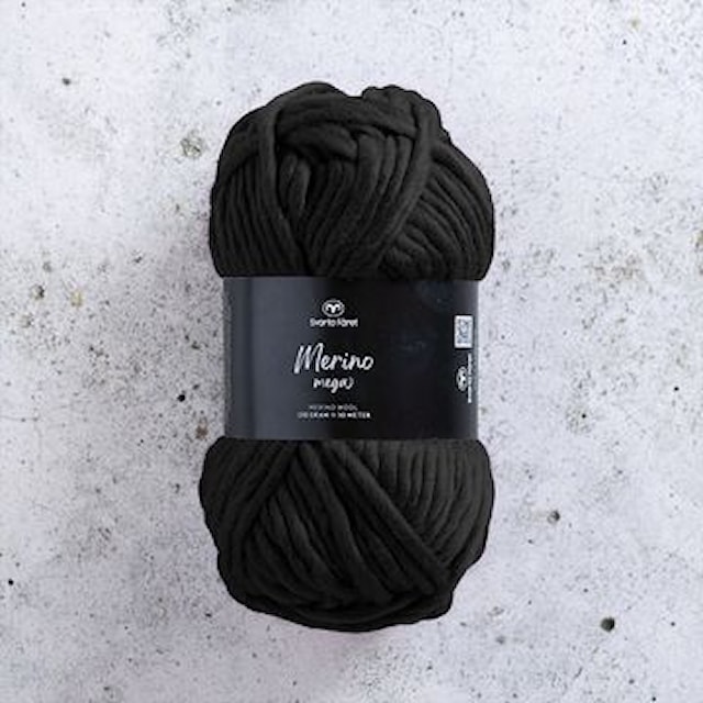 Merino Mega Merinovillalanka 100 gr Pitch Black  413 Svarta Fåret