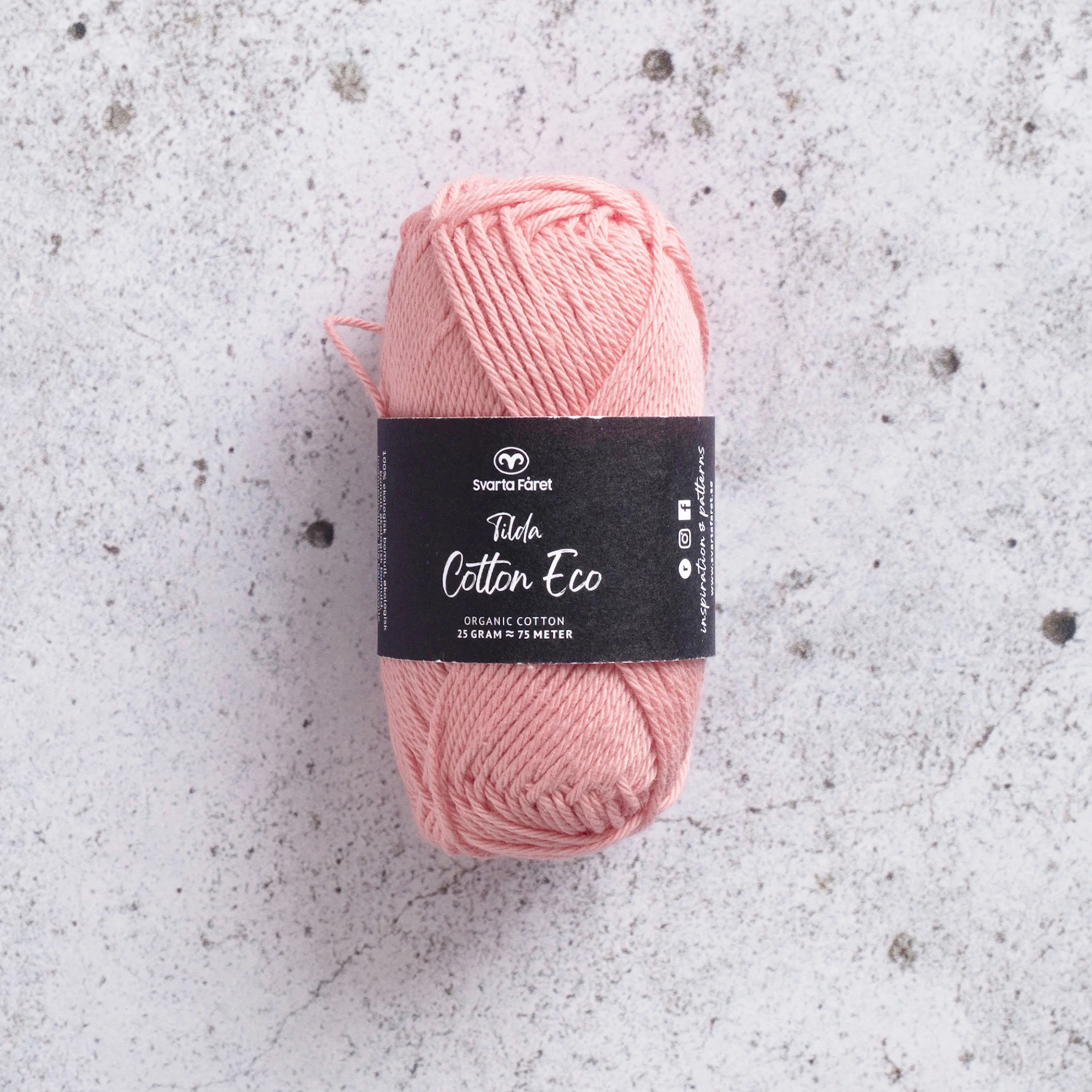 Produktbild för Tilda Cotton Eco Bomullsgarn 25 gr Svarta Fåret