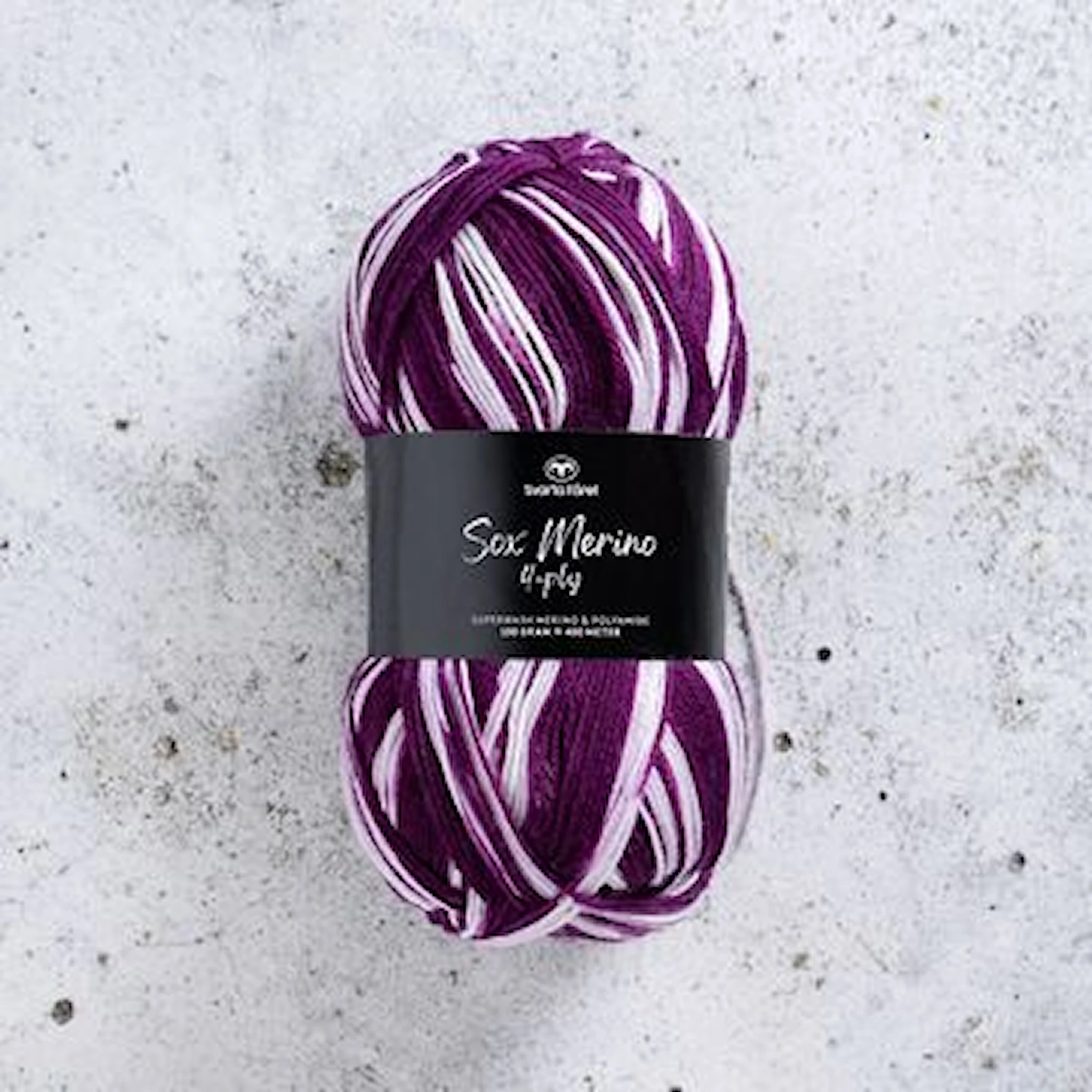 Produktbilde for Sox Merino 4-ply ullmiks100g Svarta fåret