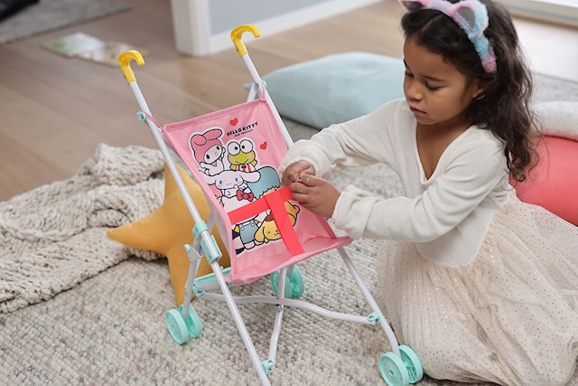 Tuotekuva 2 - Hello Kitty -nukkerattaat Sulky Micki
