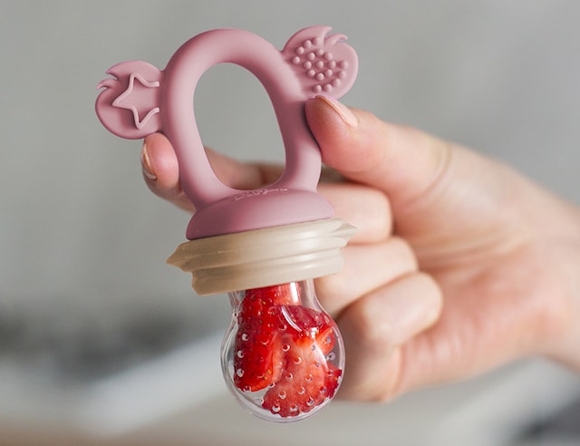 Produktbild 4 för Food Feeder Silikon Dusty Rose & Sand Cherub Baby