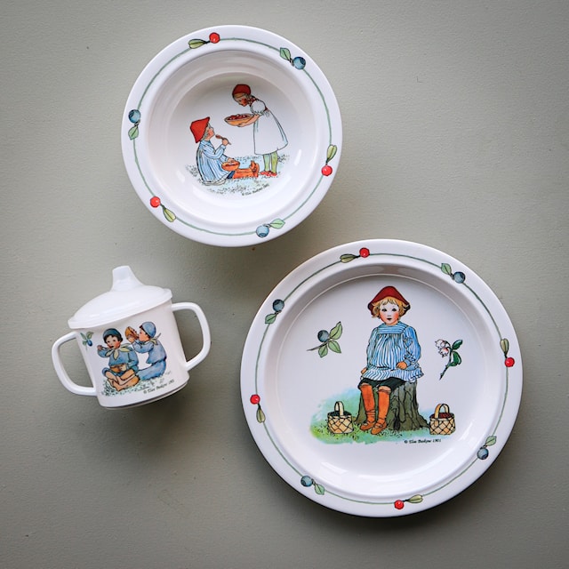 Produktbilde 3 for Barneservise, Putte i blåbærskogen, Elsa Beskow, Rätt Start