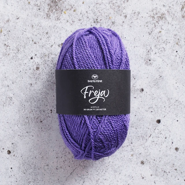 Freja Garn Akryl 50 g lila 63 Svarta Fåret