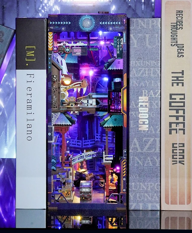 Book Nook: Cyber City, Tonecheer