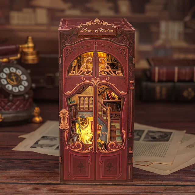 Book Nook: Library of Wisdom, CuteBee