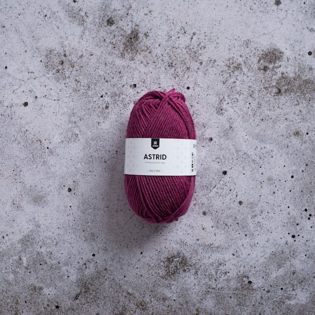 Astrid Villalanka 50 g Cherry pink Järbo