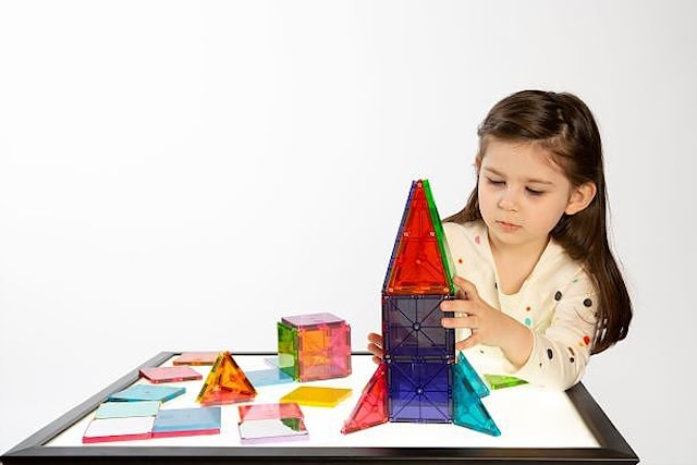 Produktbilde 4 for Magna-Tiles Clear Colours 32 deler
