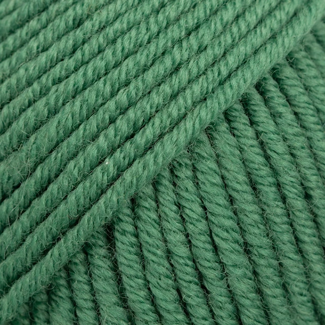 Merino Extra Fine Uni Colour Merinovillaa 50 g Forest Green 31 Drops