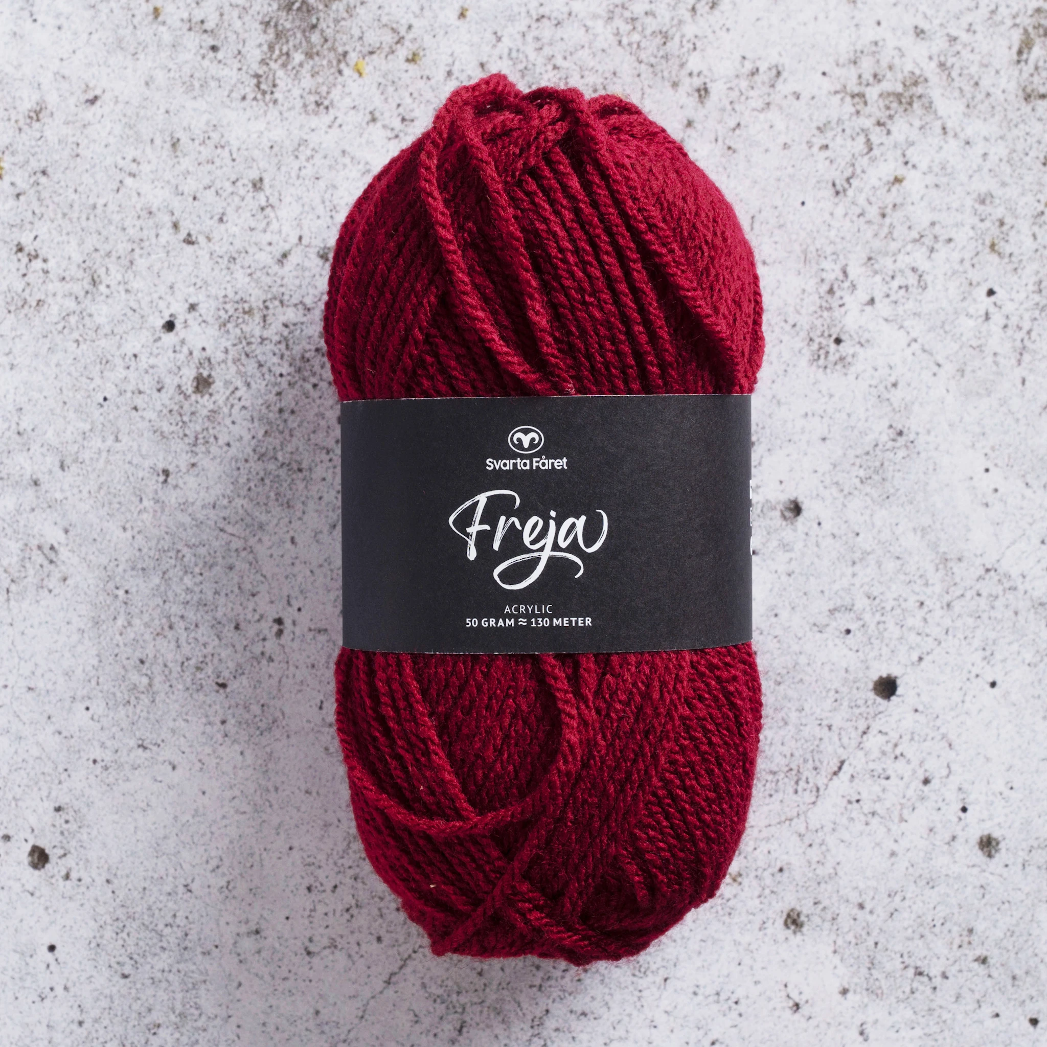Produktbild för Freja Garn Akryl 50 g vinröd 47 Svarta Fåret