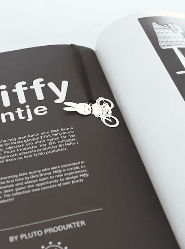 Produktbild 2 för Bokmärke Miffy Cyklar Guld Pluto Design