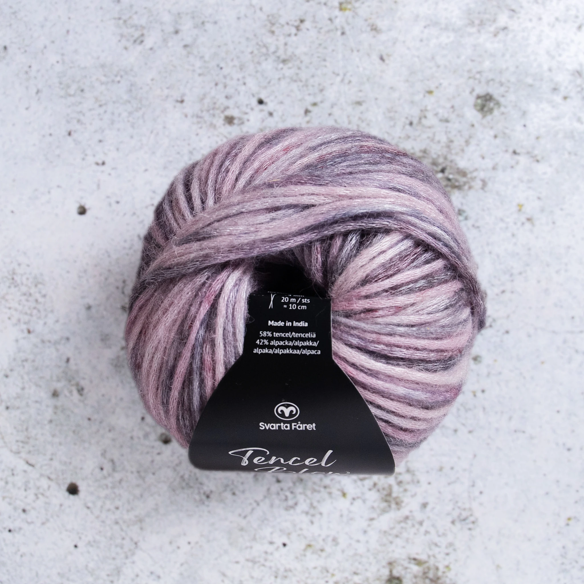 Produktbilde for Tencel Blow alpakka-miks garn 50g Svarta Fåret