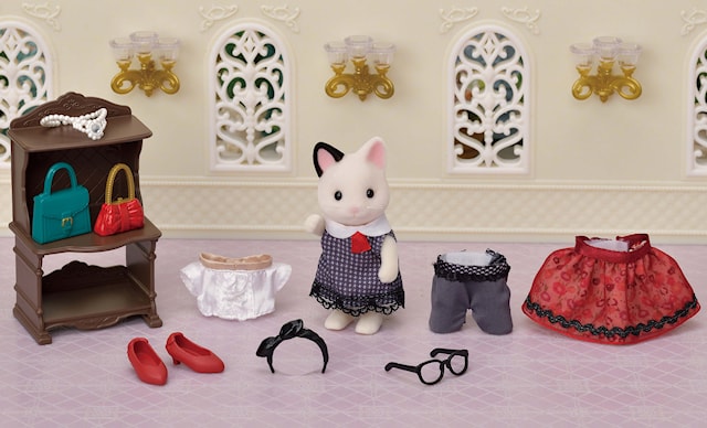 Tuotekuva 1 - Fashion Play Set Town Girl Series - Tuxedo Cat- Sylvanian Families