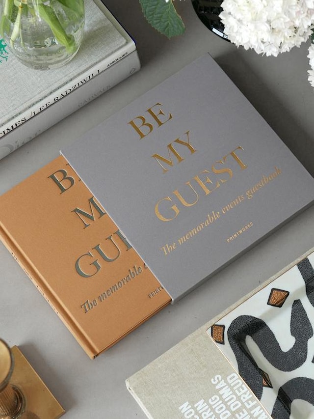 Tuotekuva 2 - Guest Book Beige/Yellow Printworks