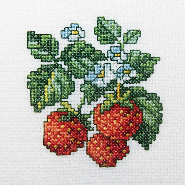 Kirjontapaketti mansikoita 10x10 cm RTO