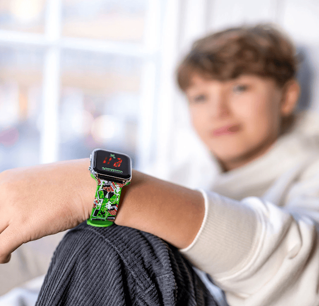 Tuotekuva 4 - LED-kello Minecraft Accutime