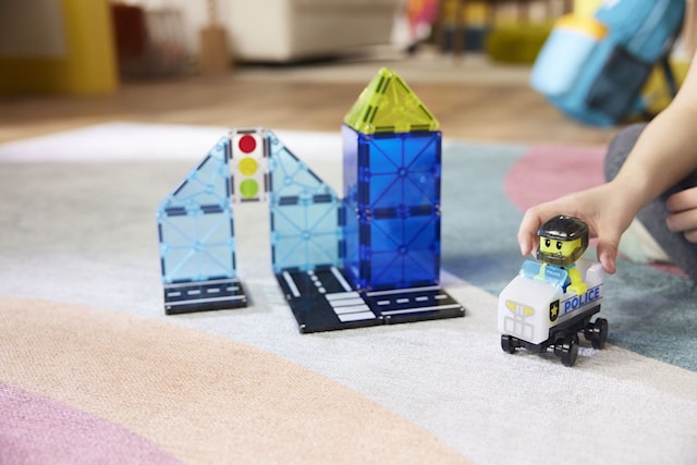 Produktbild 4 för Magna-Tiles Polispatrull 20 Delar