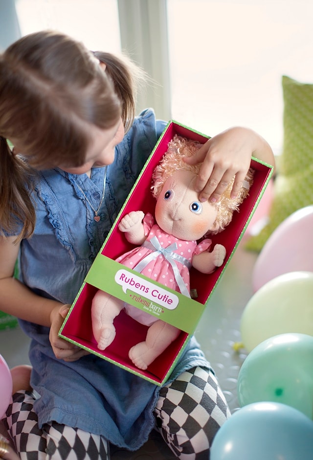 Tuotekuva 2 - Rubens Barn Cutie Emelie 32 cm