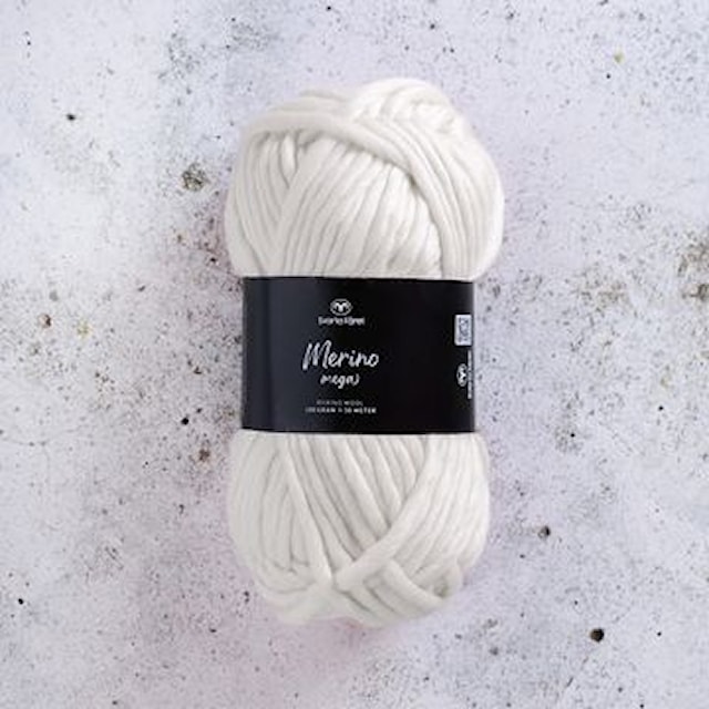Merino Mega Merinovillalanka 100 gr Natural White  412 Svarta Fåret
